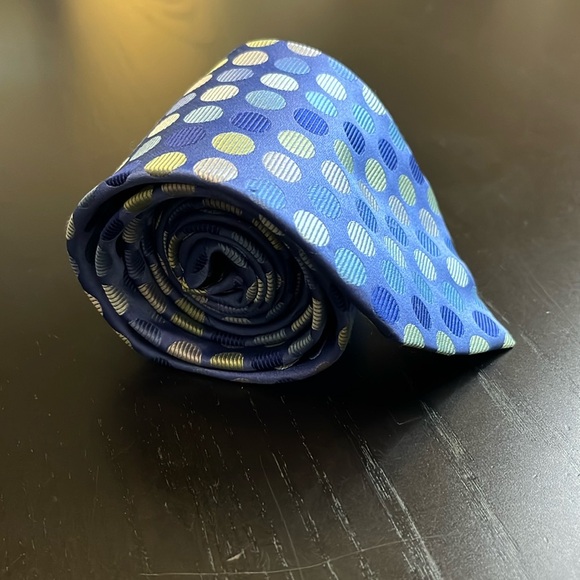 Michael Kors 100% Silk Tie - Picture 1 of 3